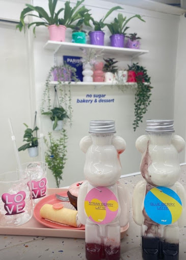 필로베이커리에서 찾는 홍대카페 카놀리와 컵케이크 구성 안내